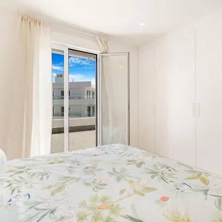 La Campana 4 Bedroom
